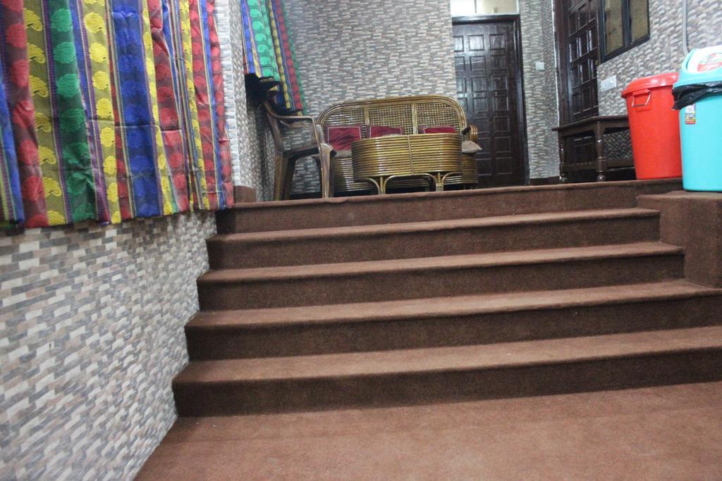 Hotel Kanishka Varanasi Exterior foto